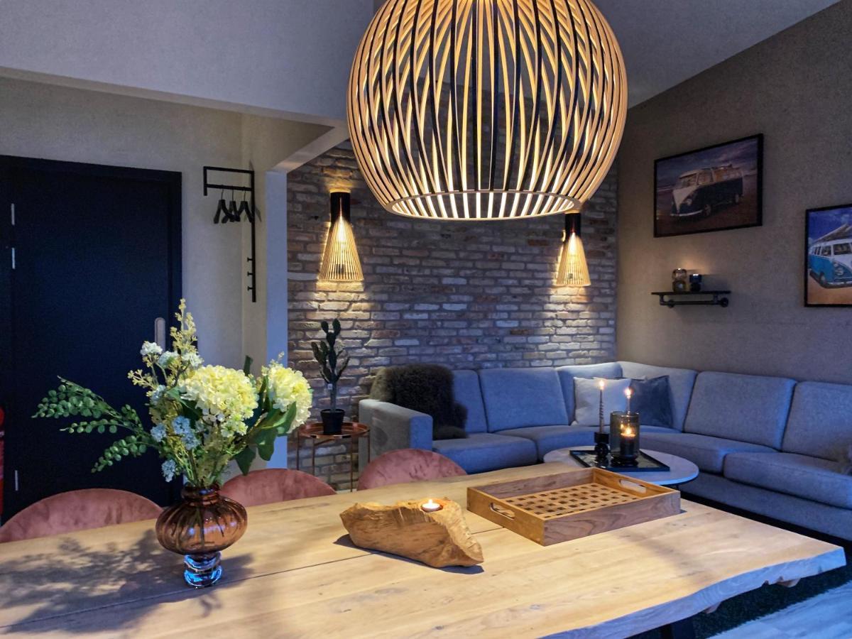 Broncks Apartment 1 - Modern 2-Bedroom In The Heart Of Торсхавн Экстерьер фото