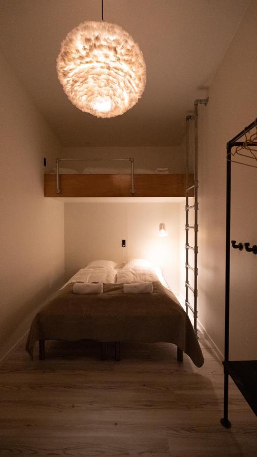Broncks Apartment 1 - Modern 2-Bedroom In The Heart Of Торсхавн Экстерьер фото